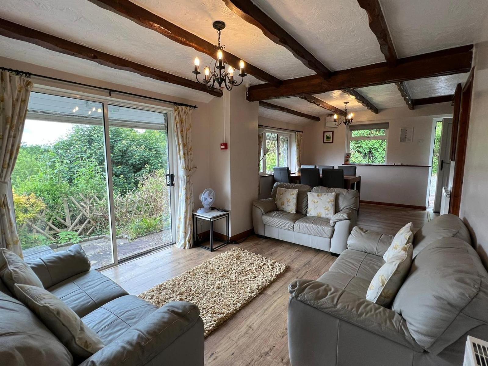 Cwmbach Guest House Нийт Екстериор снимка
